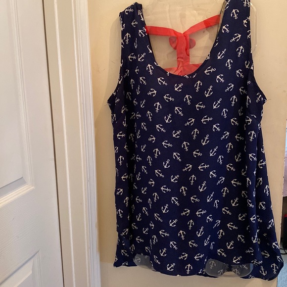 1XL Liberty Love Poly tank - Picture 2 of 16